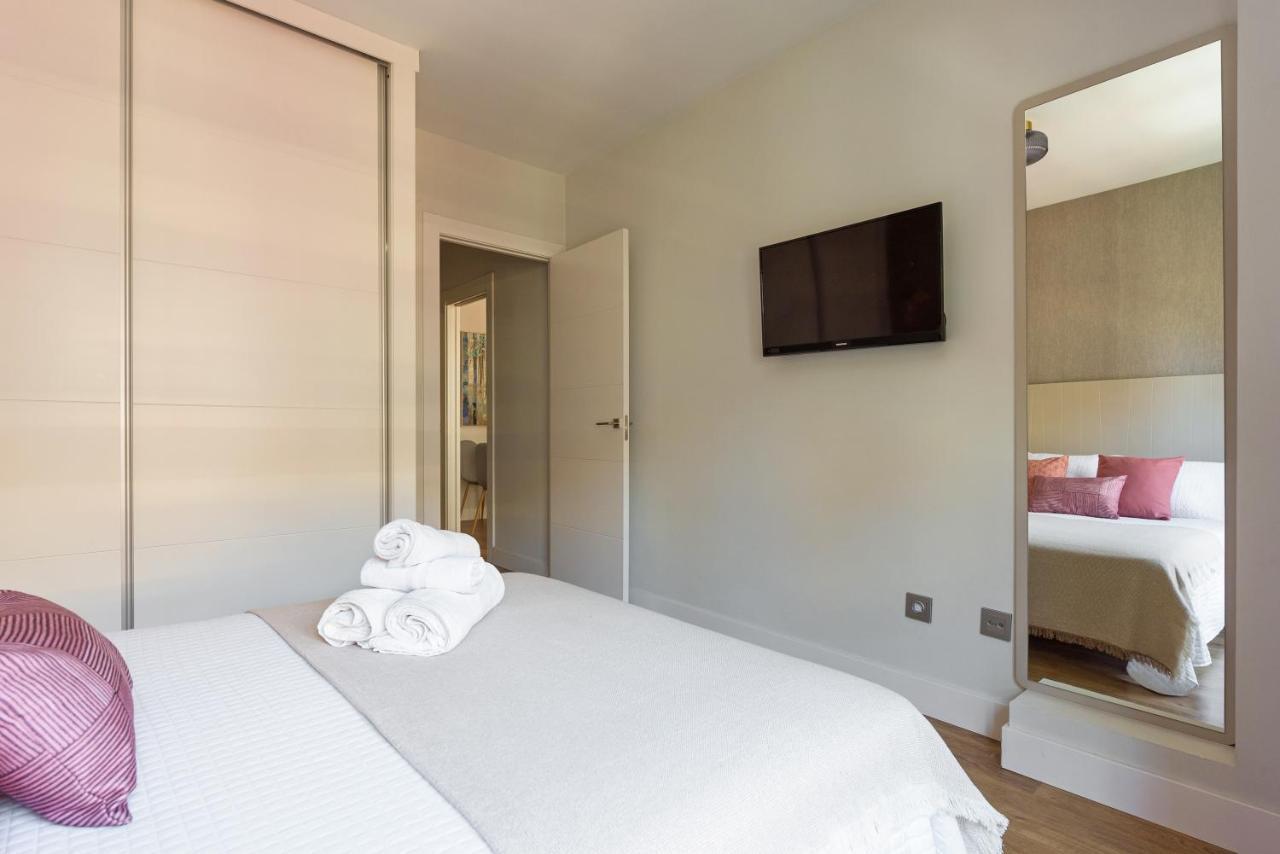 Apartamento Centrico Parking Aire Acondicionado Y Wifi Granada Eksteriør billede