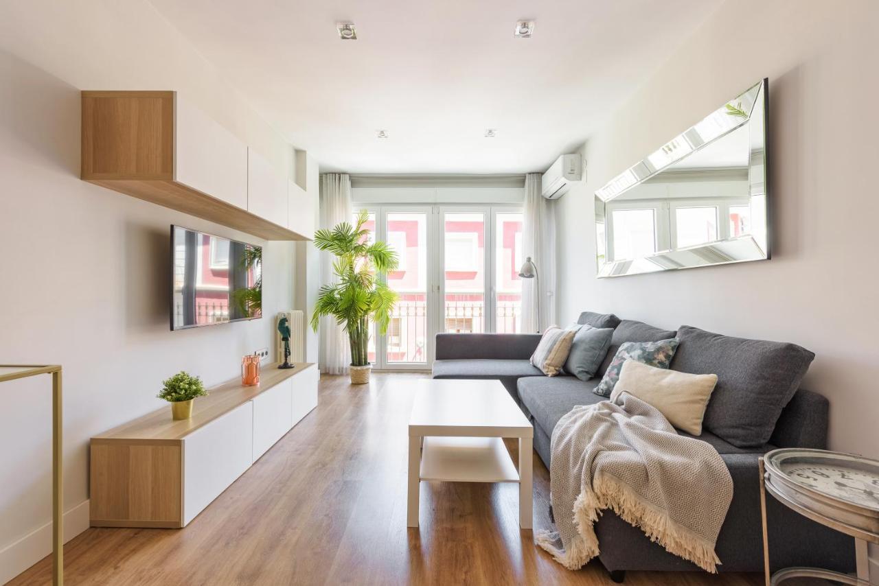 Apartamento Centrico Parking Aire Acondicionado Y Wifi Granada Eksteriør billede